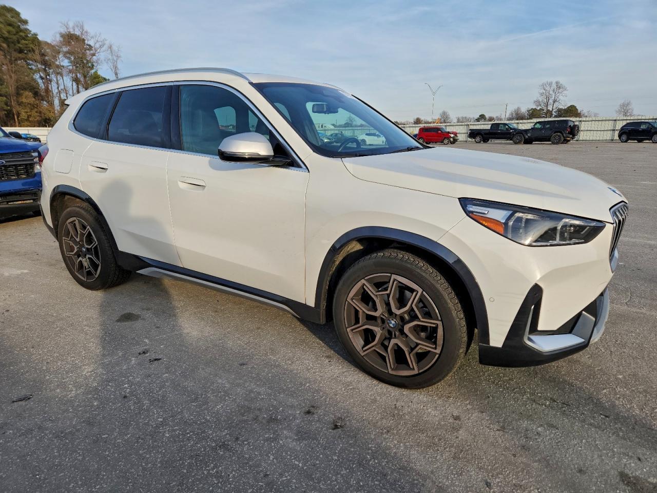 2023 BMW X1