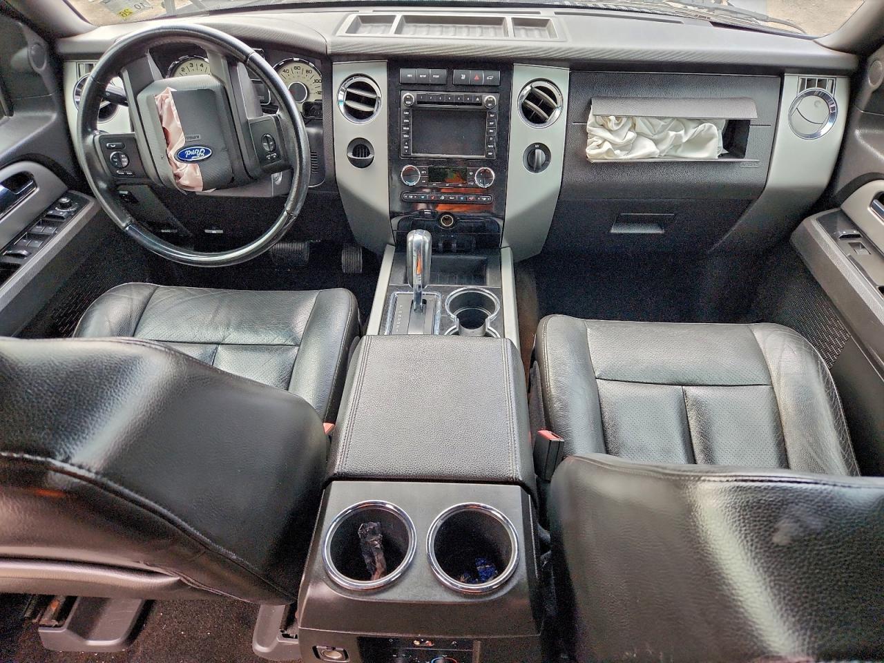 2013 FORD Expedition