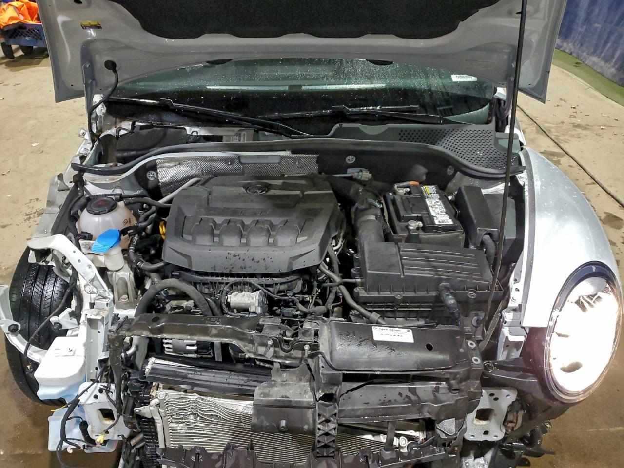 2018 VOLKSWAGEN Beetle