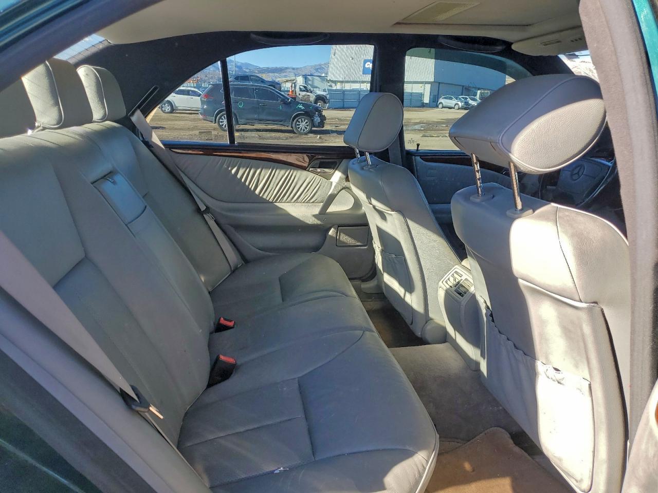 1998 MERCEDES-BENZ E-Class