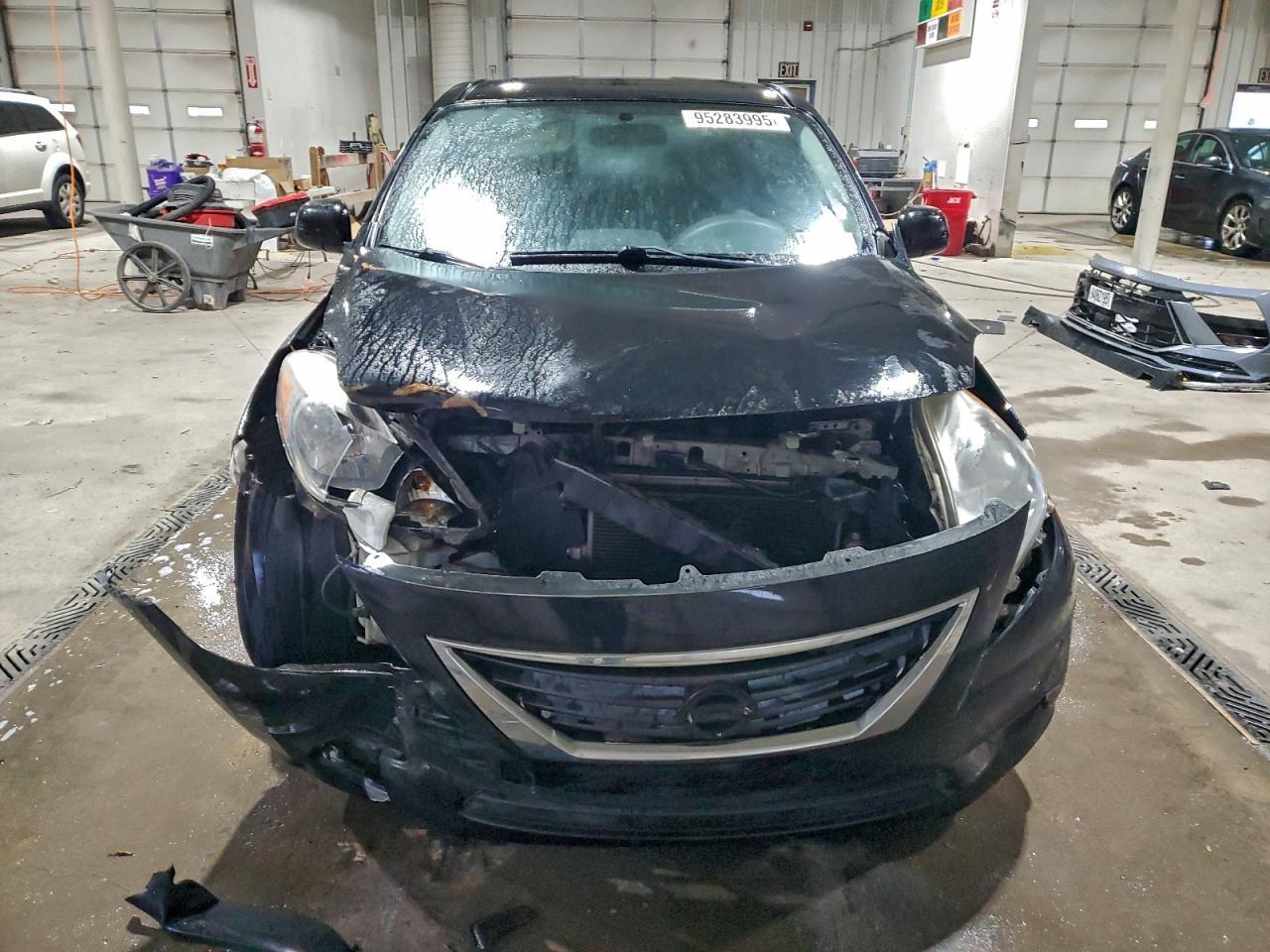 2012 NISSAN VERSA