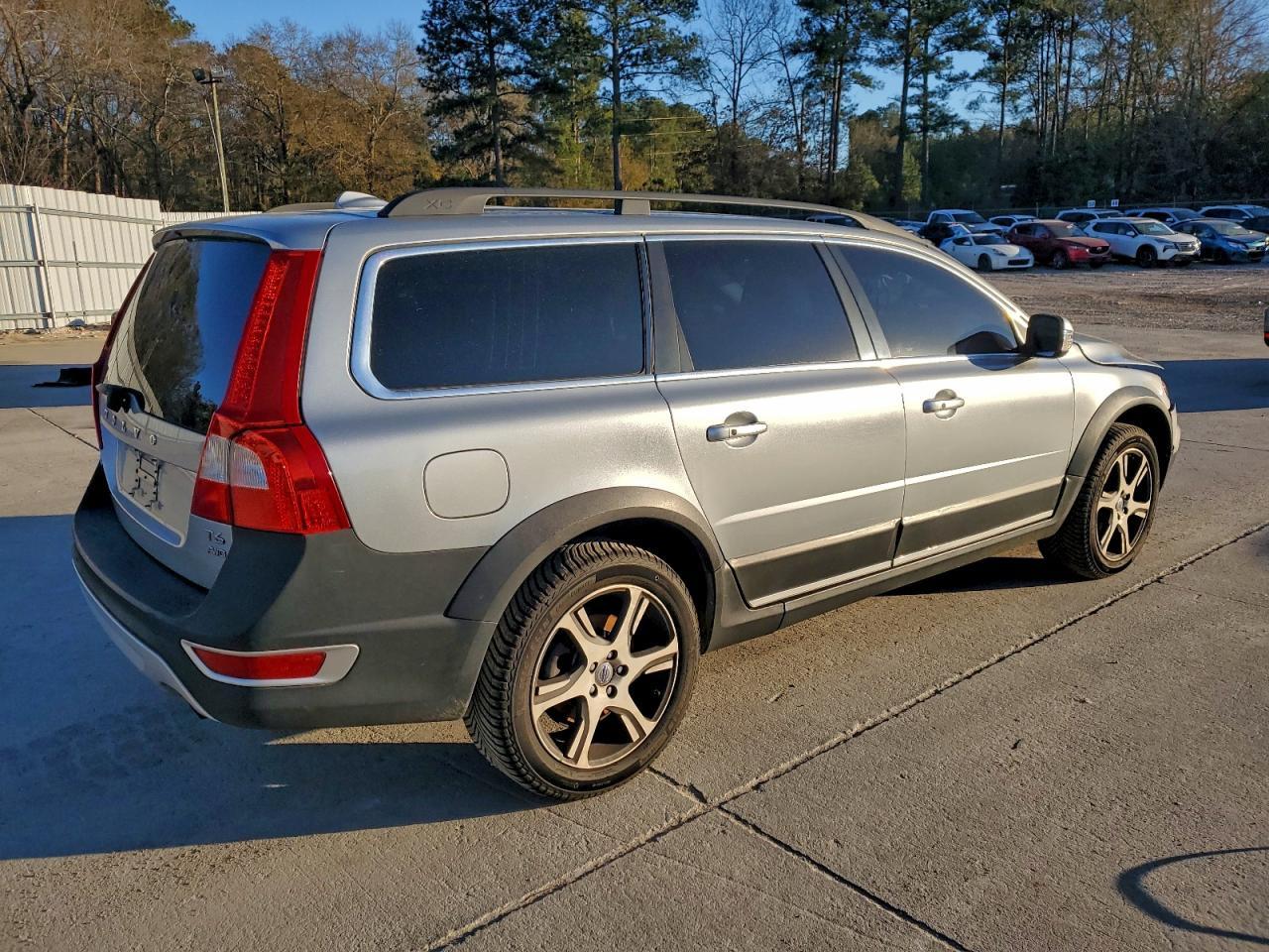 2013 VOLVO XC70
