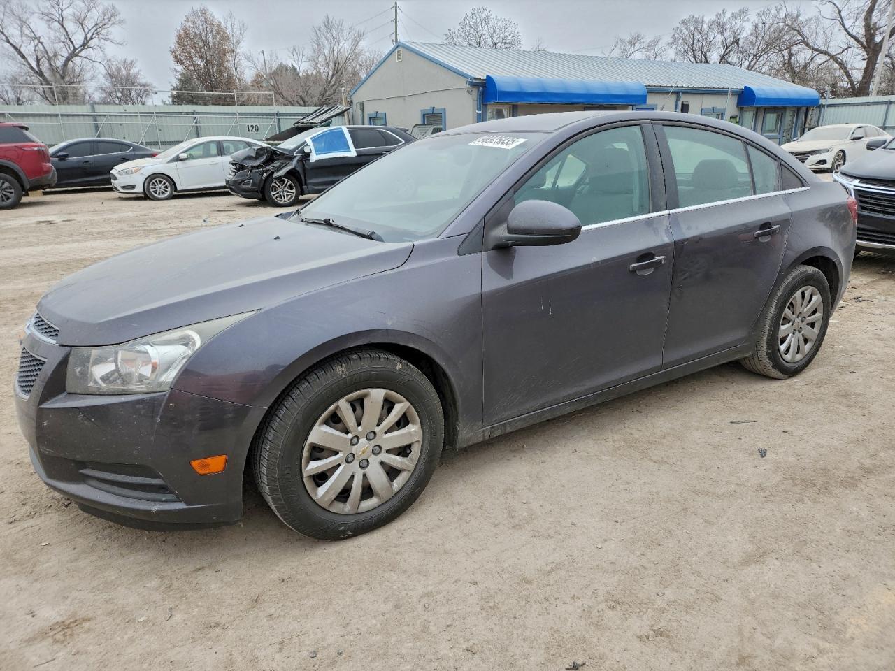 2011 CHEVROLET CRUZE