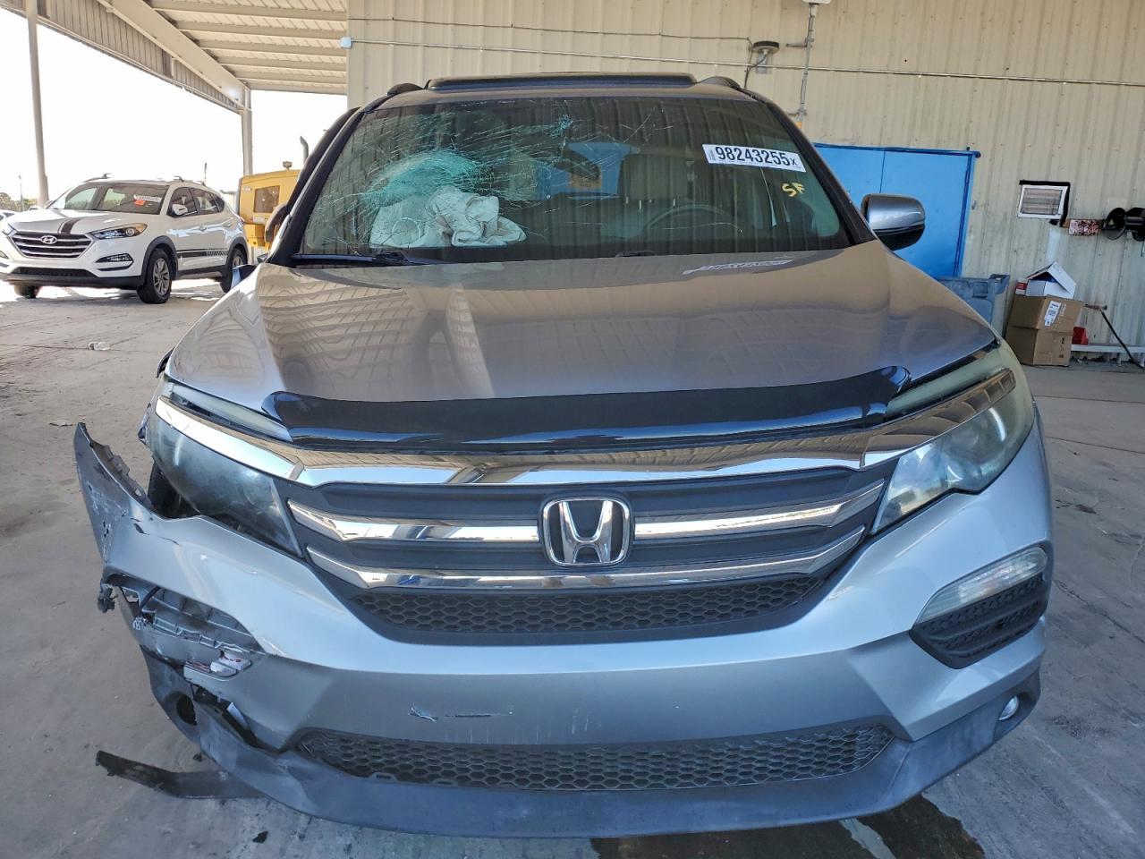 2017 HONDA PILOT
