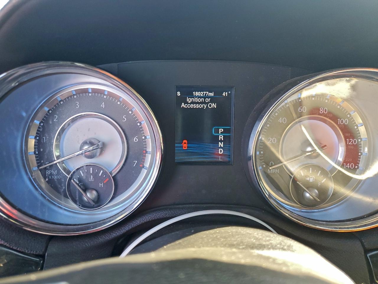 2013 CHRYSLER 300