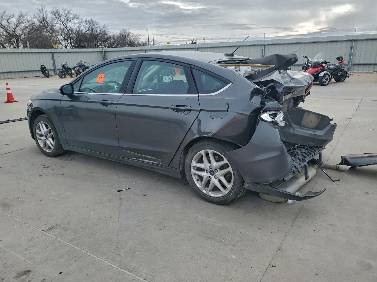 2016 FORD FUSION