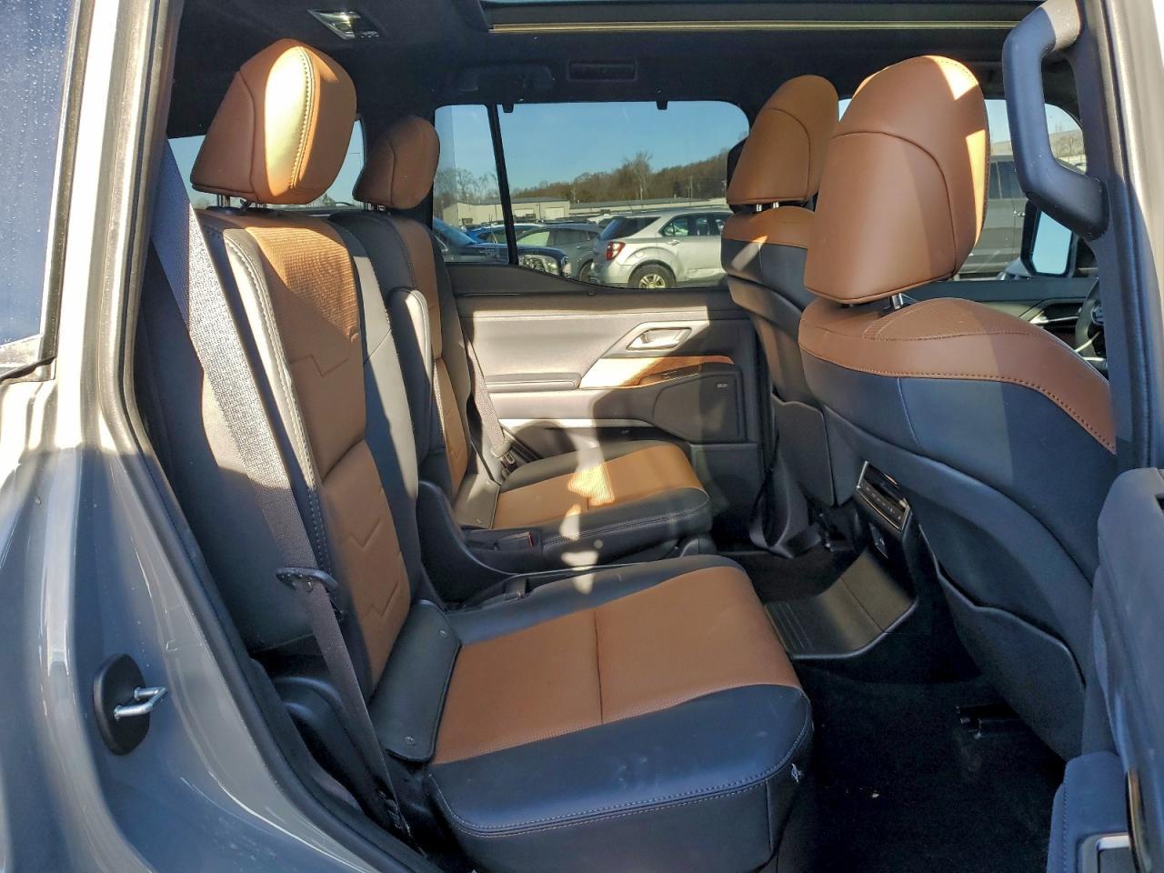 2025 LEXUS GX 550