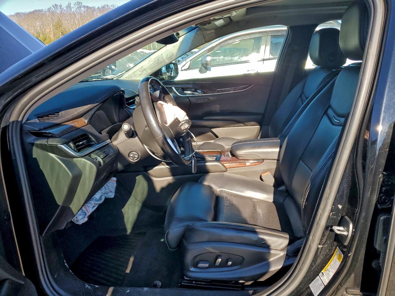 2015 CADILLAC XTS