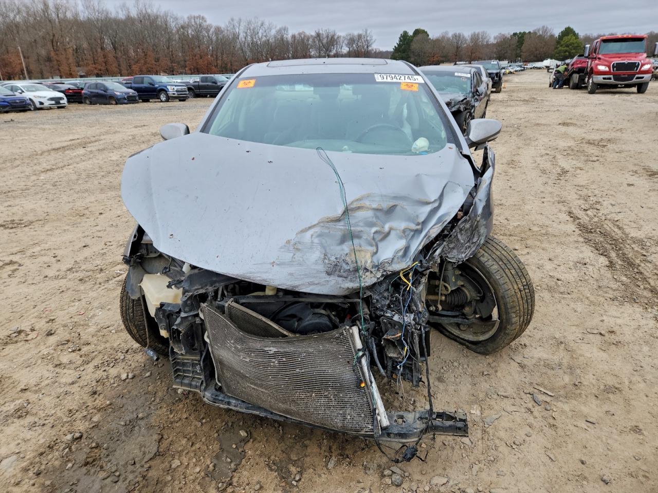 2012 HYUNDAI ELANTRA