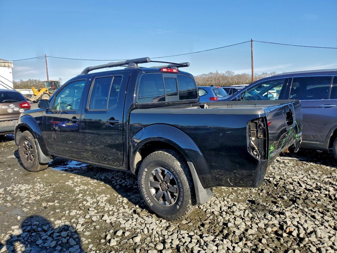 2015 NISSAN Frontier
