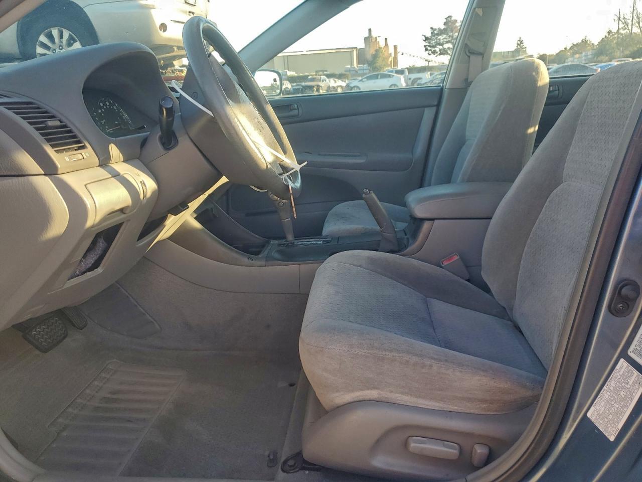2002 TOYOTA CAMRY
