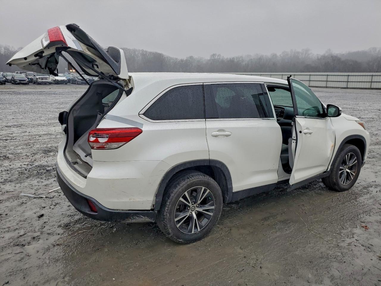 2019 TOYOTA HIGHLANDER