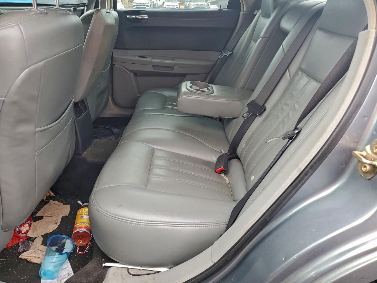 2006 CHRYSLER 300