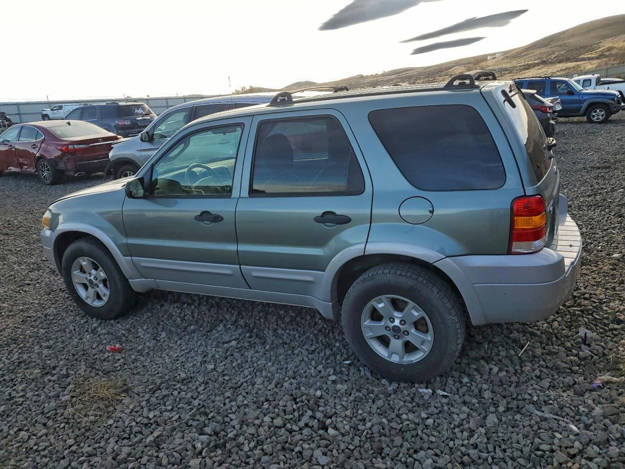 2007 FORD ESCAPE