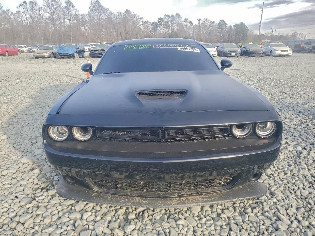 2023 DODGE Challenger