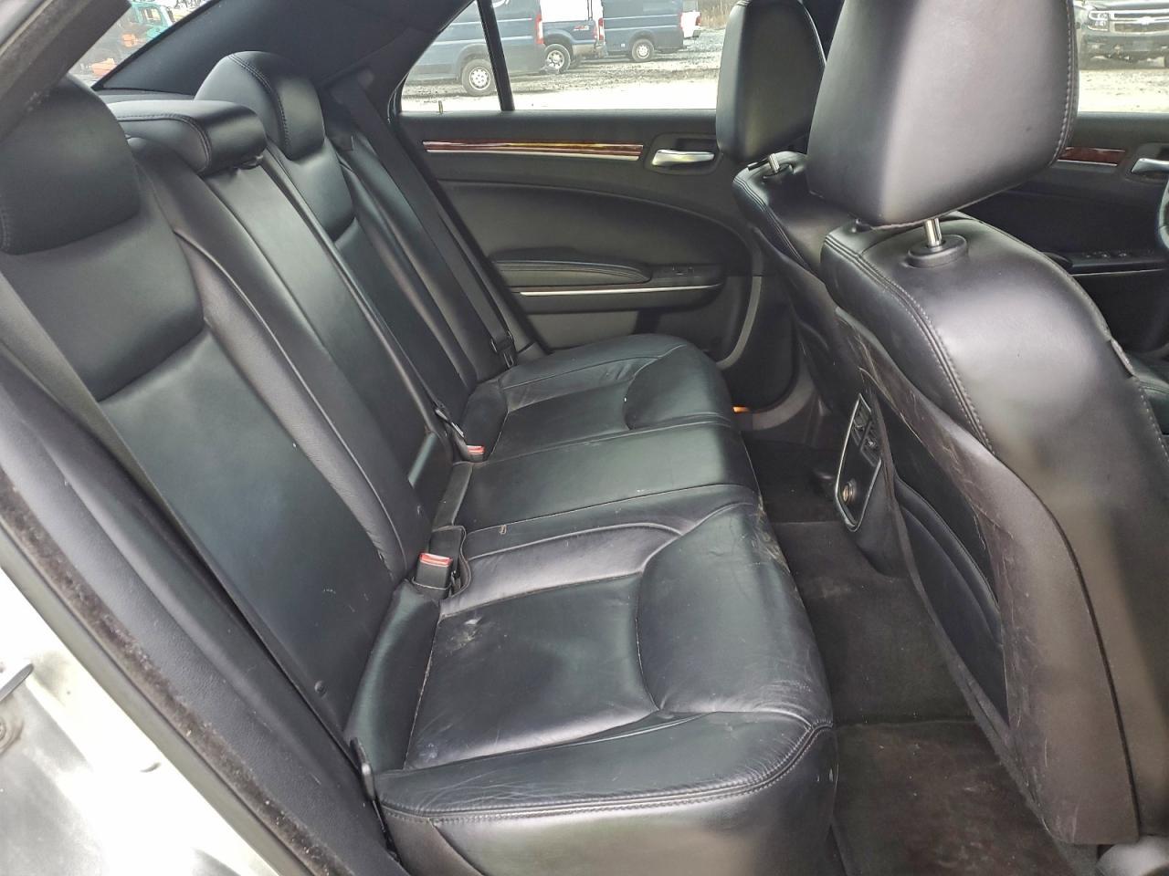 2012 CHRYSLER 300