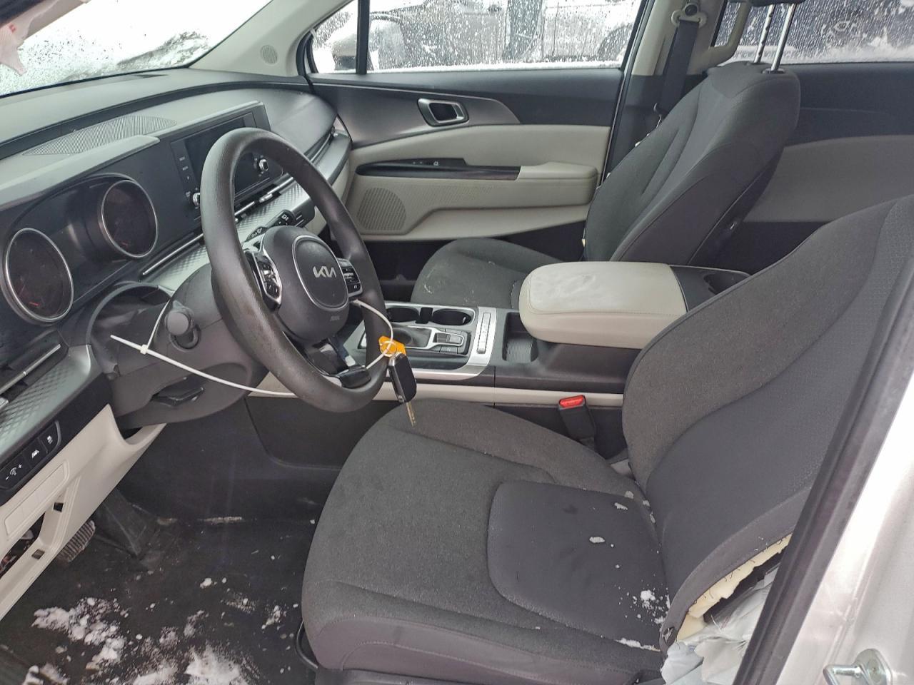 2023 KIA Carnival