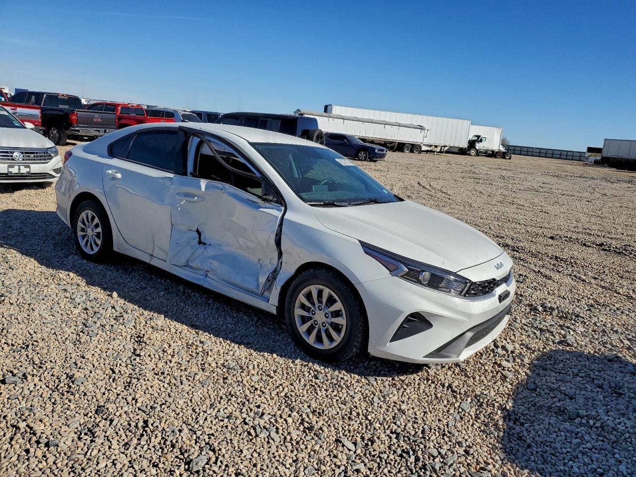 2024 KIA FORTE