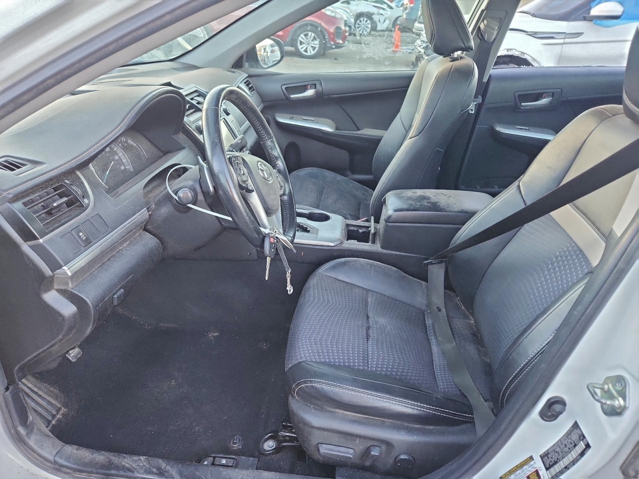 2014 TOYOTA CAMRY