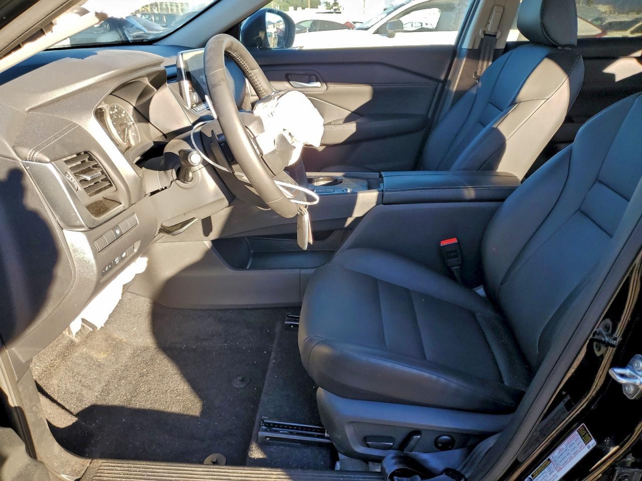 2025 NISSAN ROGUE