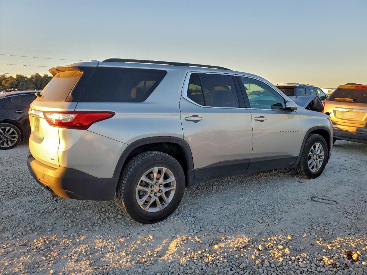 2021 CHEVROLET TRAVERSE
