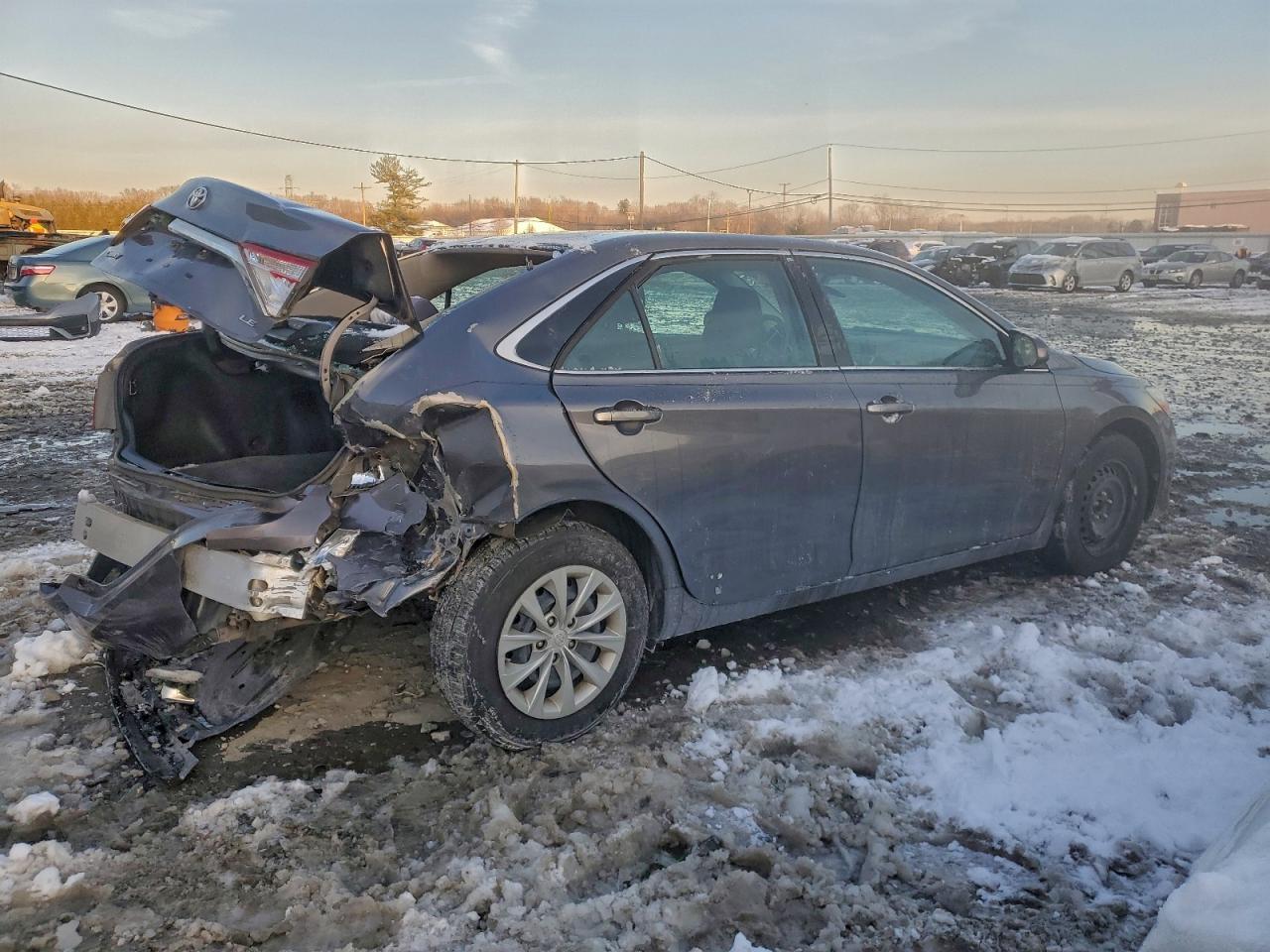 2015 TOYOTA CAMRY