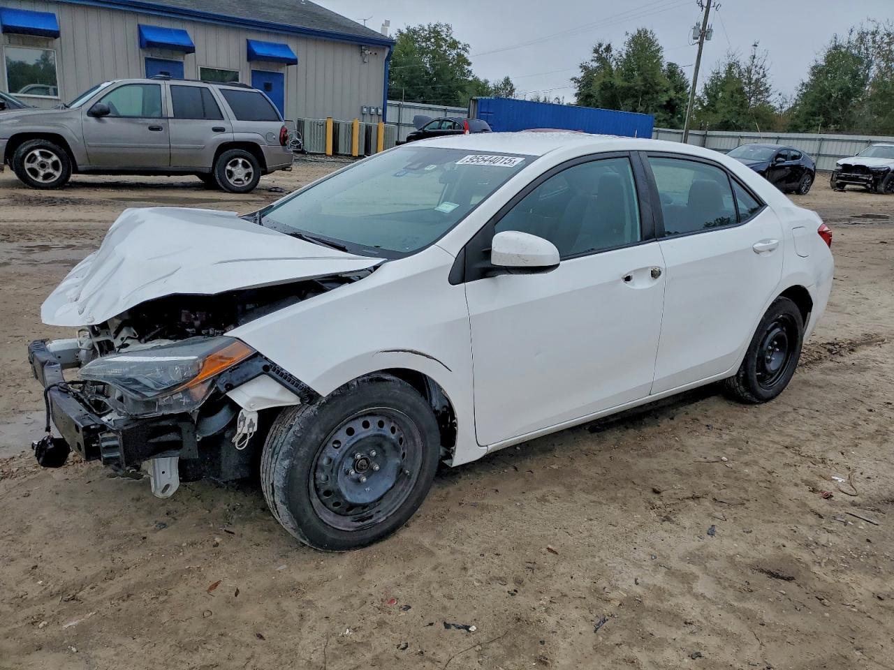 2019 TOYOTA COROLLA