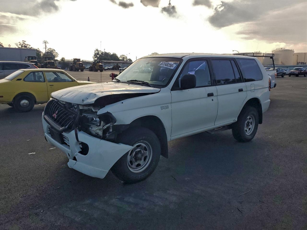 2000 MITSUBISHI Montero