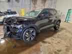 2023 VOLVO XC40
