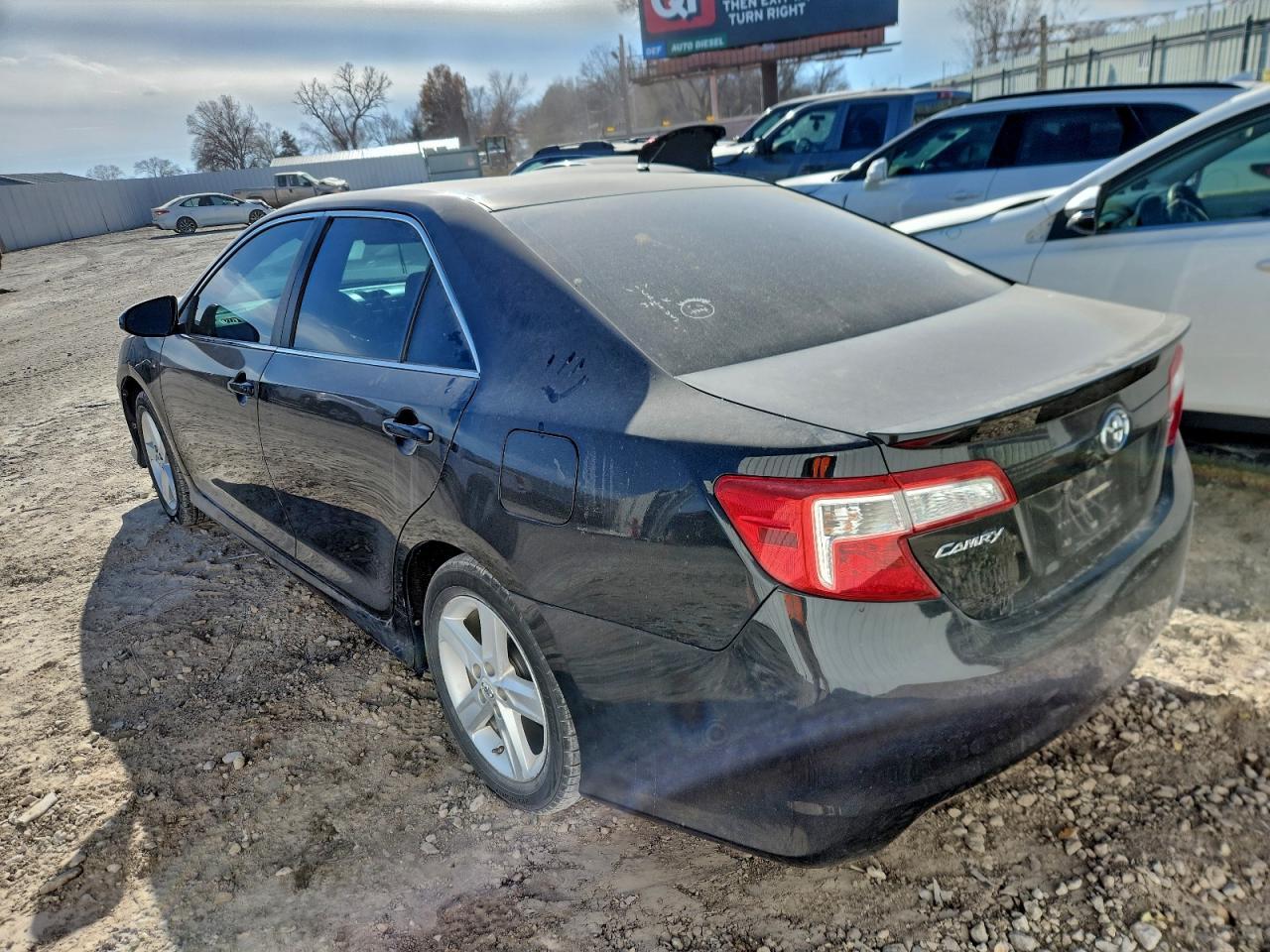 2012 TOYOTA CAMRY