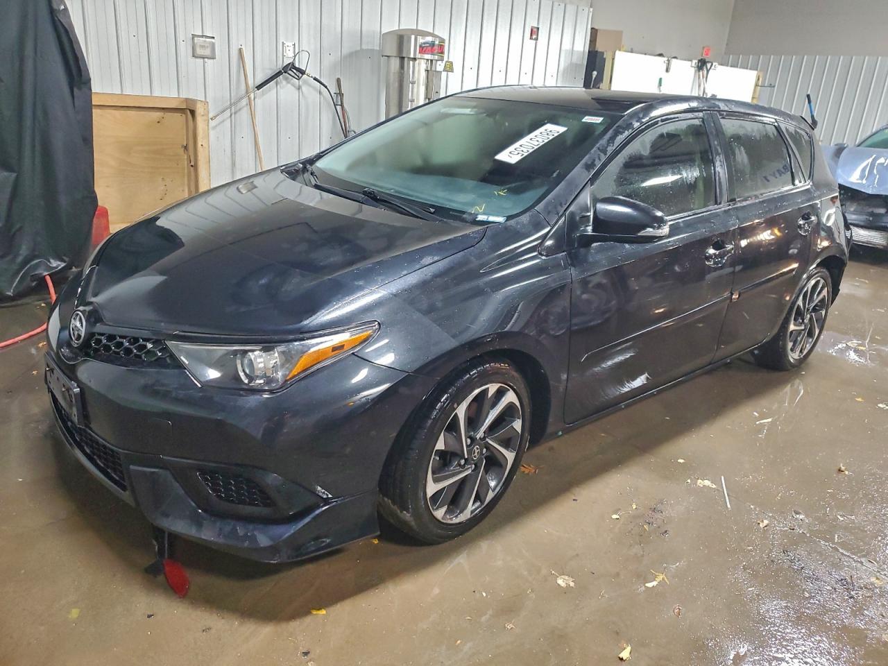 2016 TOYOTA SCION