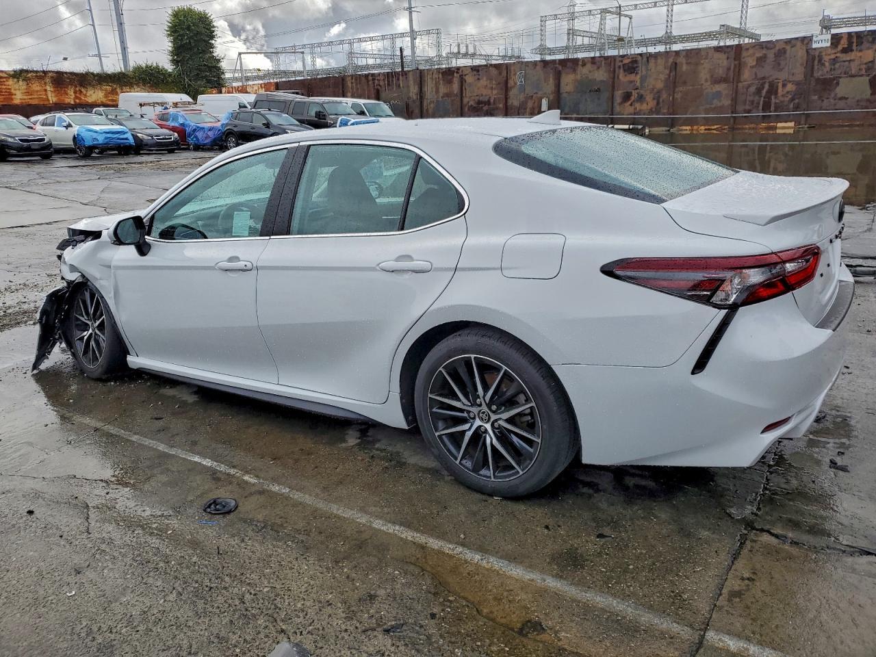 2022 TOYOTA CAMRY
