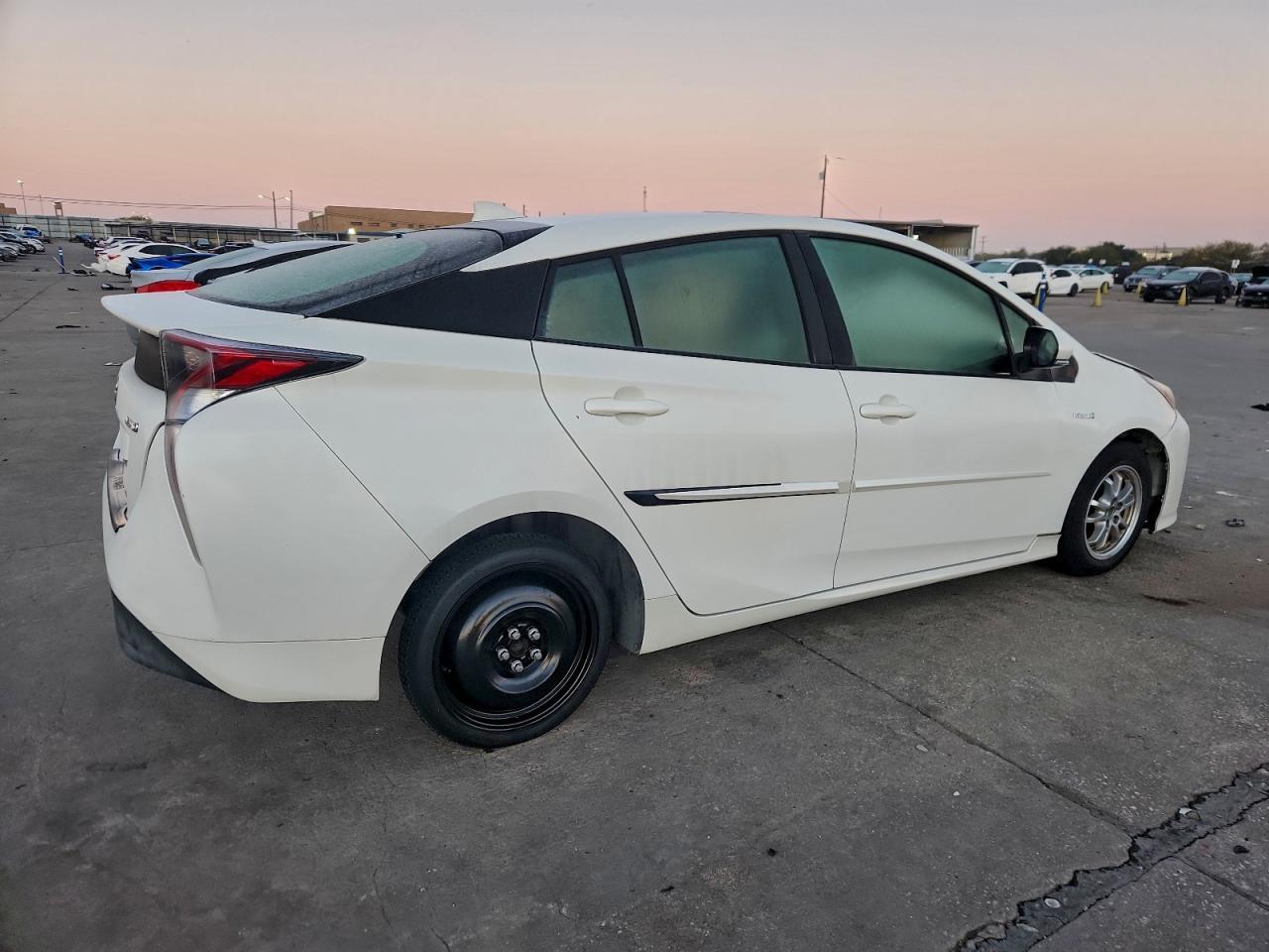 2017 TOYOTA PRIUS
