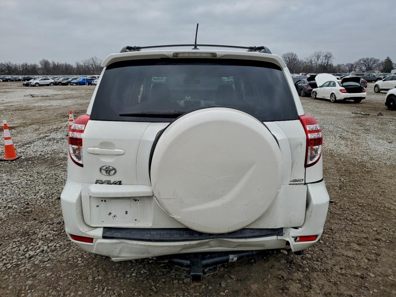 2011 TOYOTA RAV4