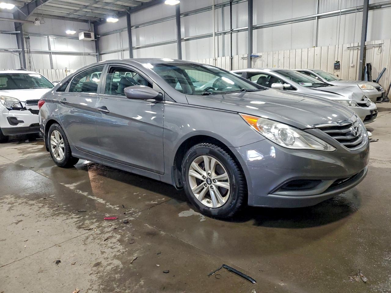 2011 HYUNDAI SONATA