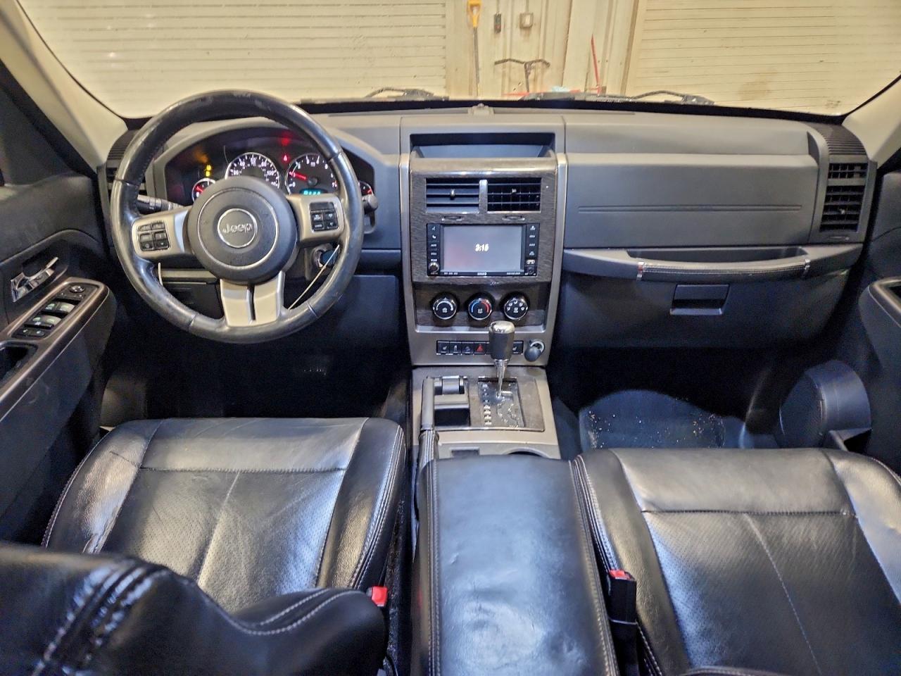 2011 JEEP Liberty