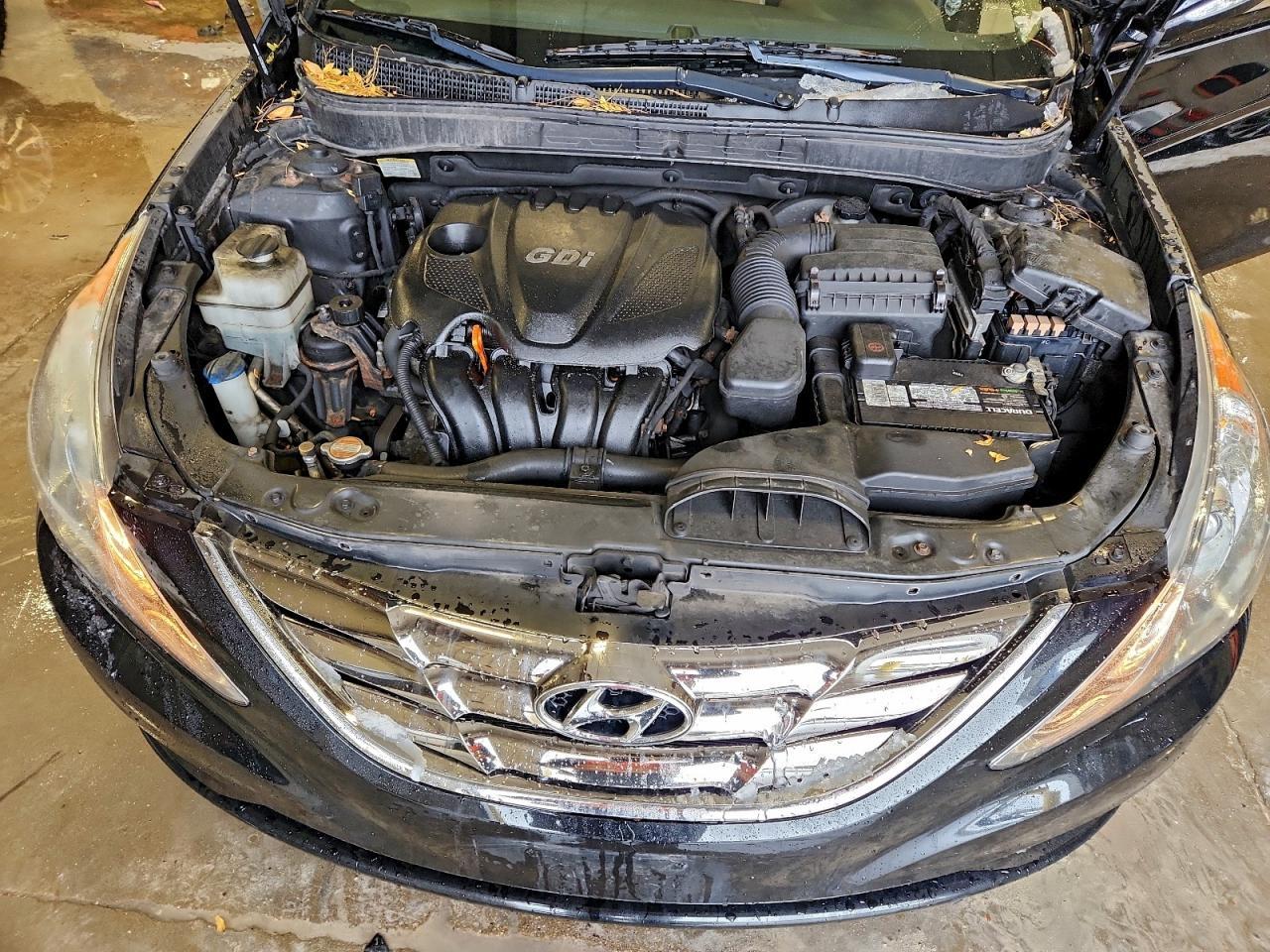 2011 HYUNDAI SONATA