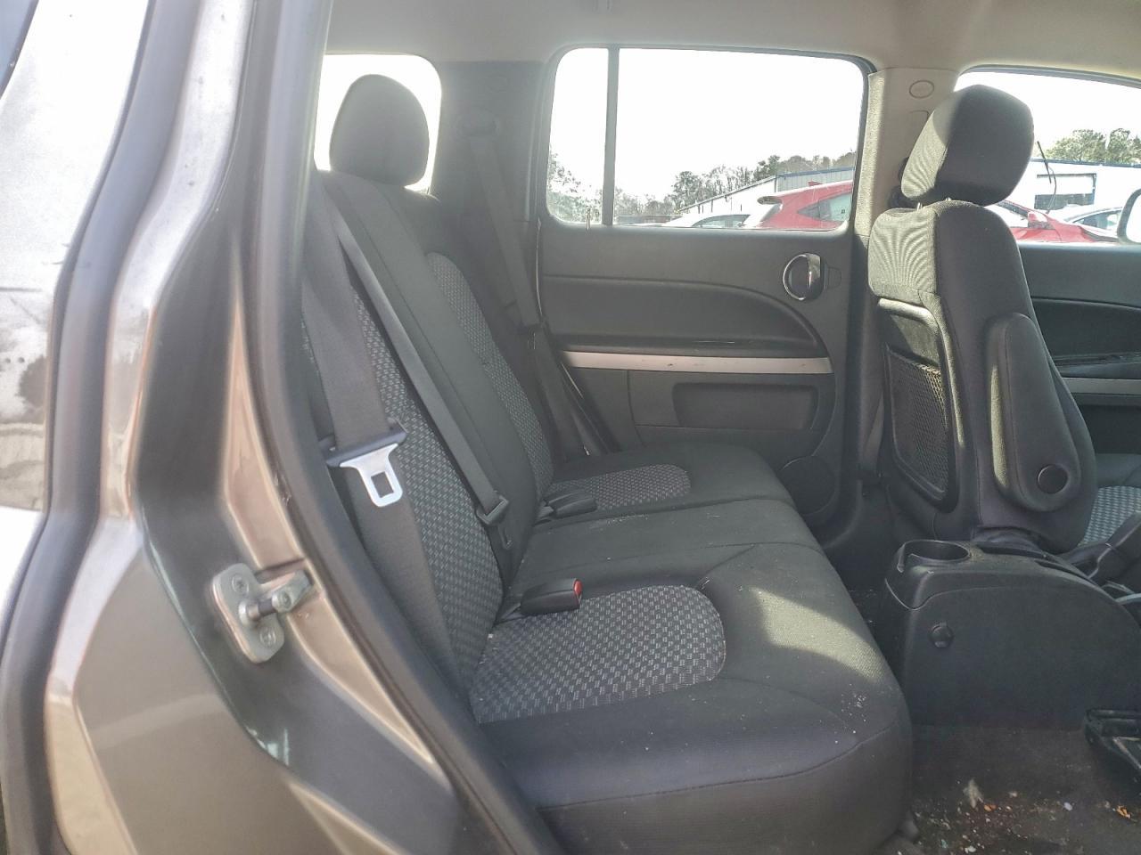 2011 CHEVROLET HHR