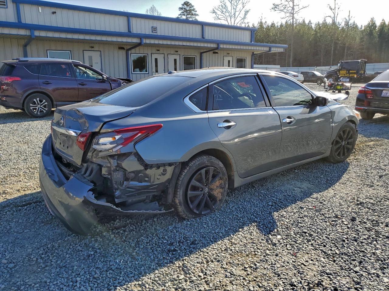 2018 NISSAN ALTIMA