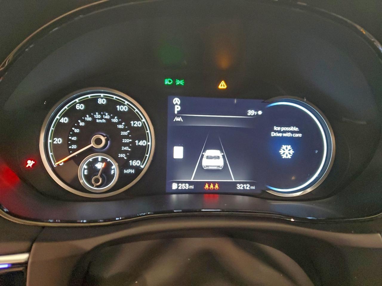 2025 GENESIS GV70