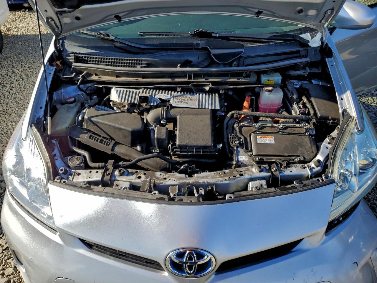 2015 TOYOTA PRIUS