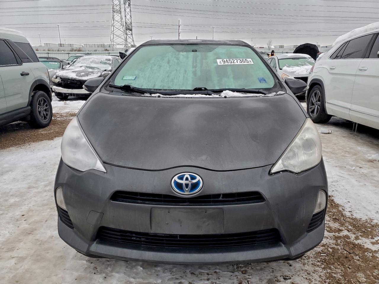 2013 TOYOTA Prius c