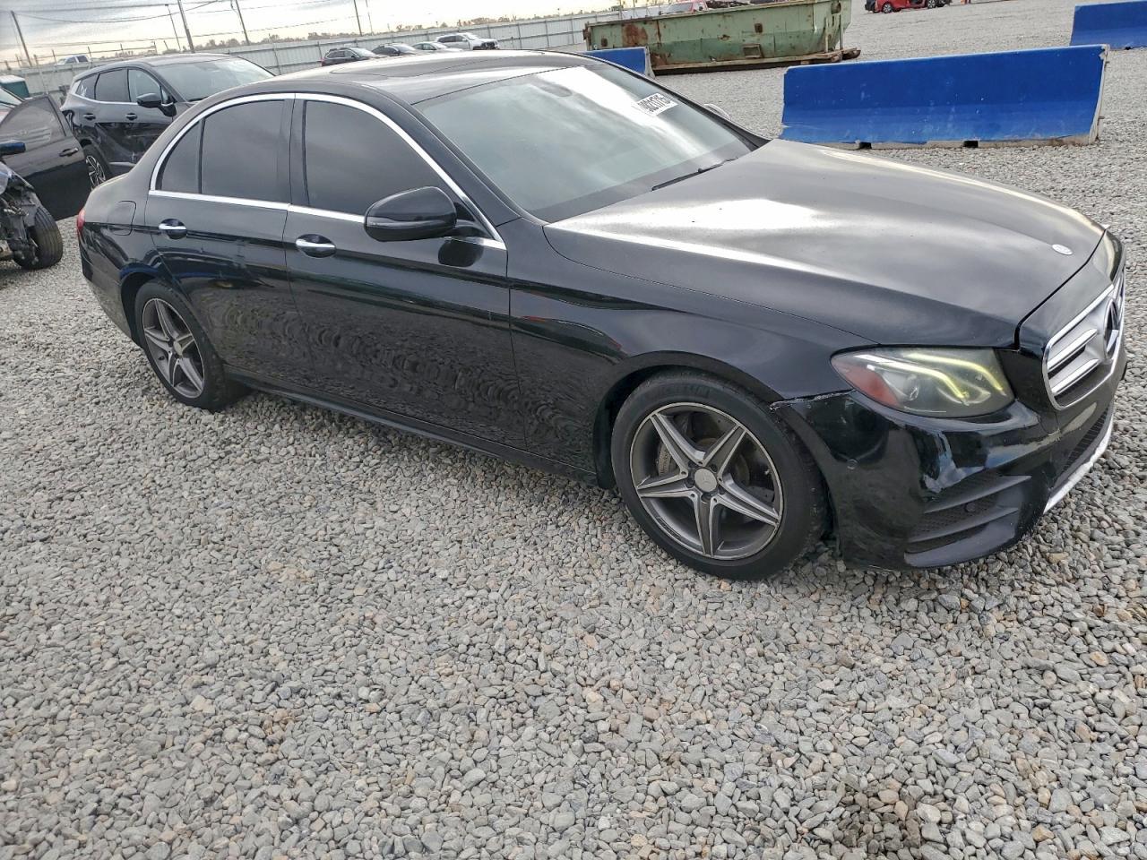 2017 MERCEDES-BENZ E-Class