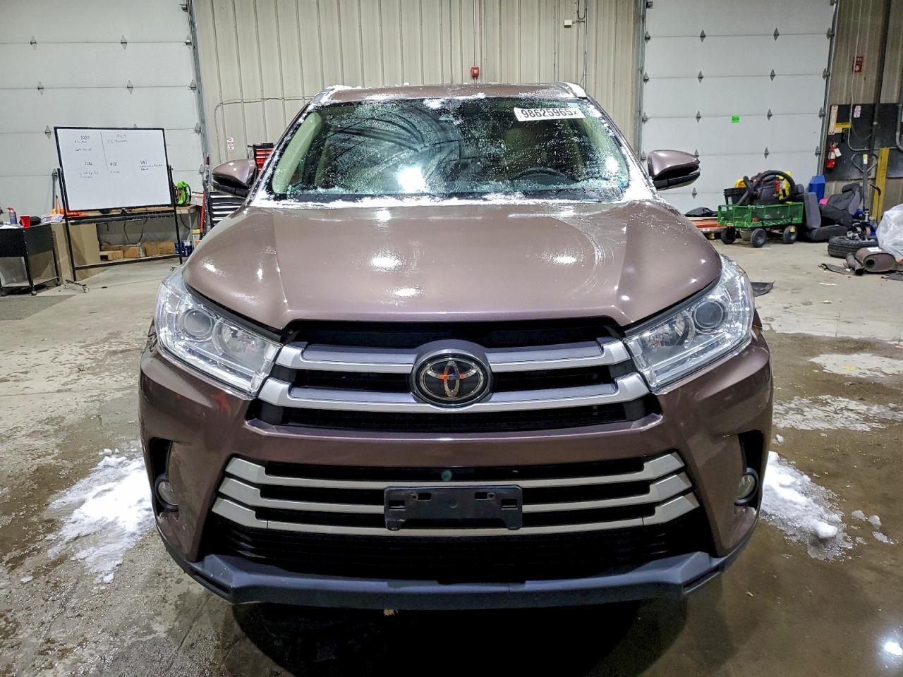 2019 TOYOTA HIGHLANDER