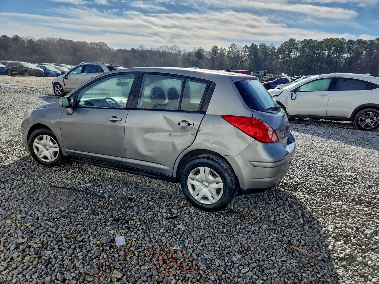 2012 NISSAN VERSA