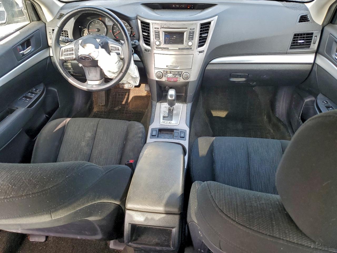2014 SUBARU Legacy