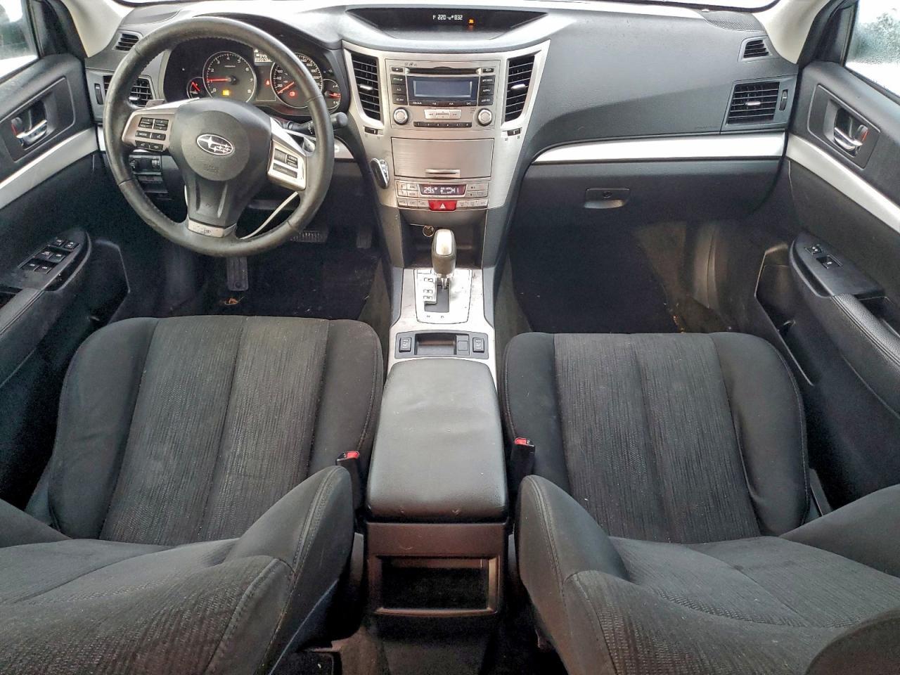 2013 SUBARU Outback