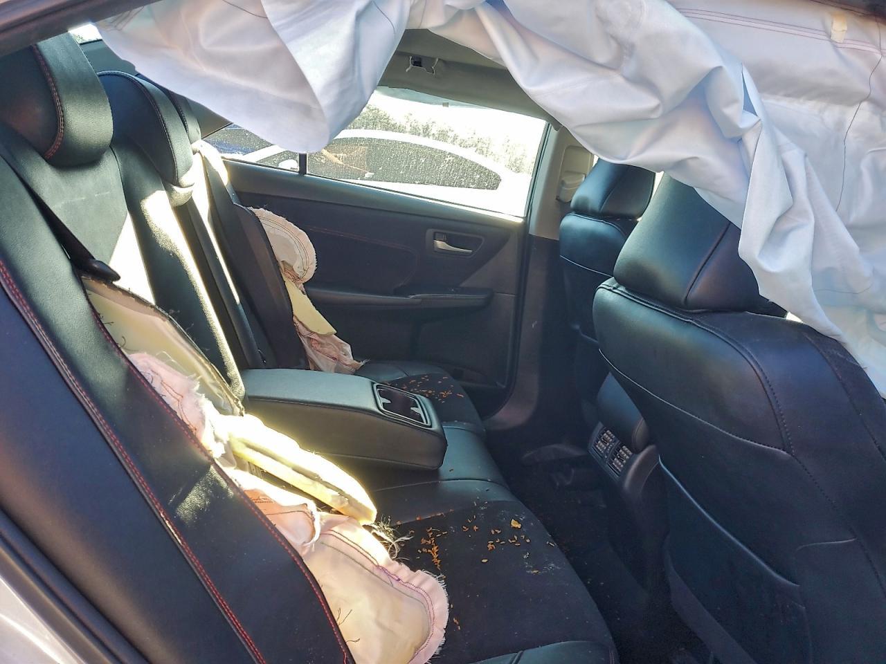 2017 TOYOTA CAMRY