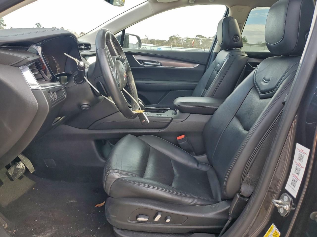 2018 CADILLAC XT5