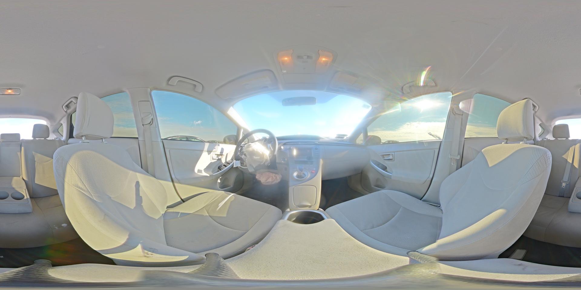 2012 TOYOTA PRIUS